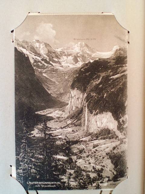 /Switzerland/CH_Place_1900-1949_LAUTERBRUNNEN mit Staubbachfall.jpg